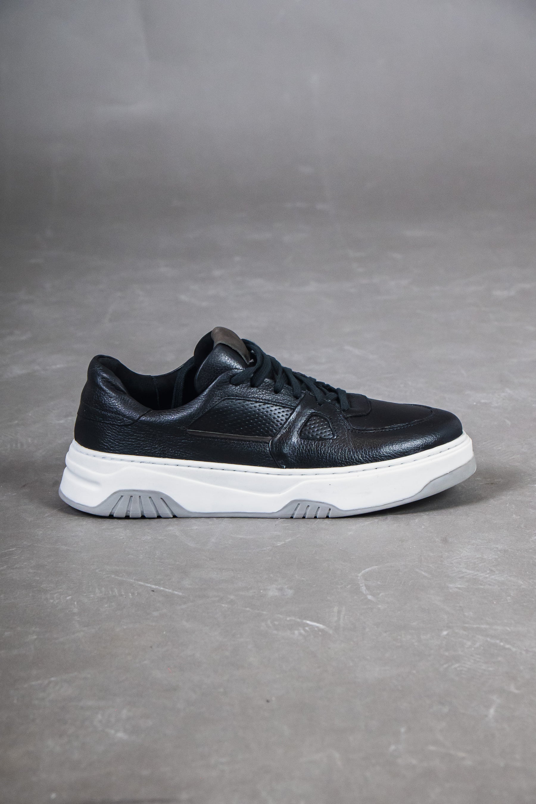 SNEAKER LEONI BLACK