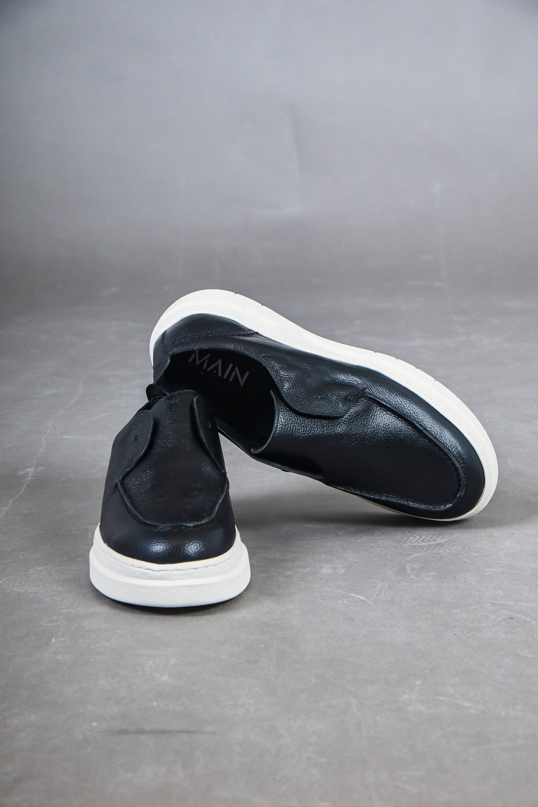 SLIP ON ROSSI LISO PRETO