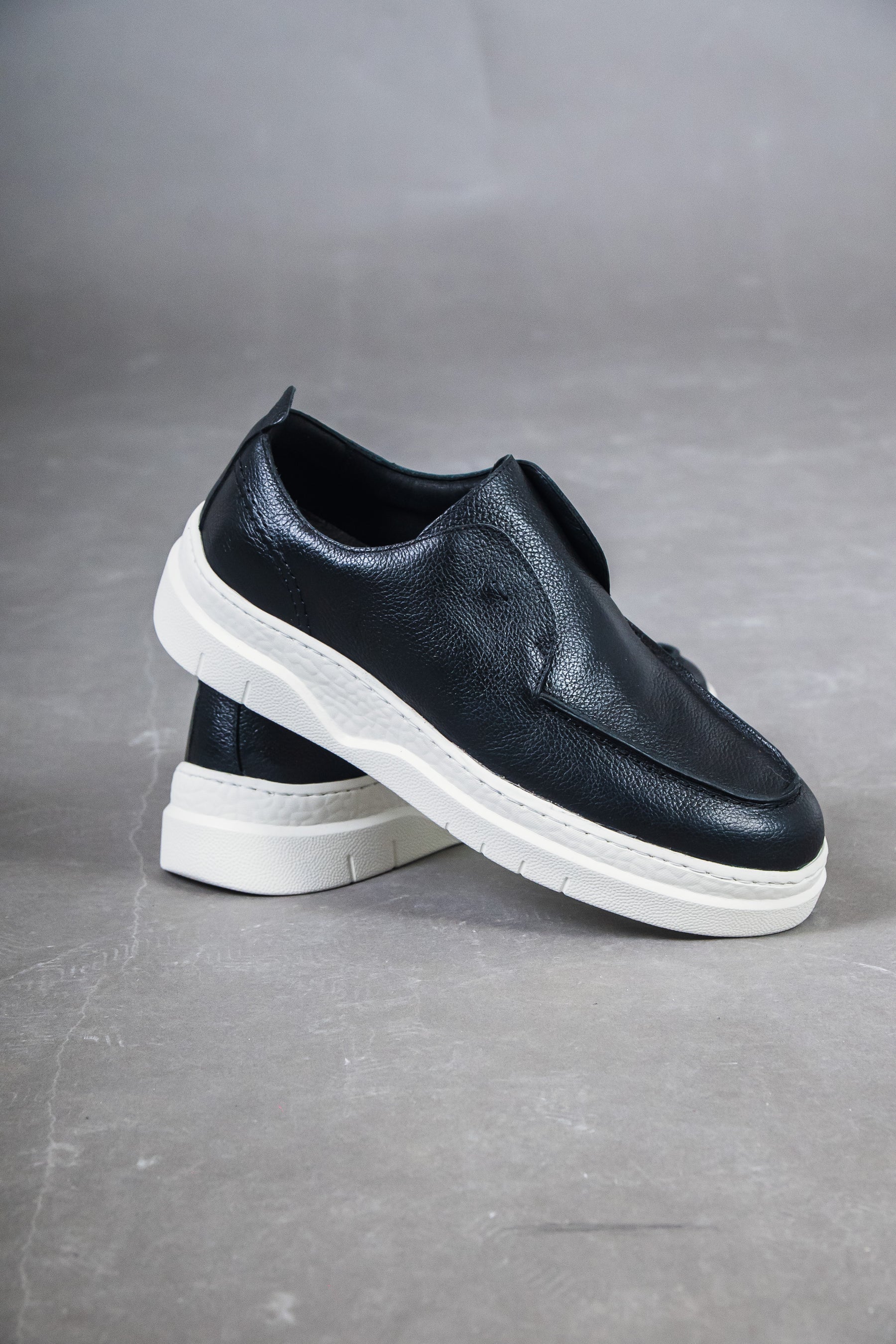 SLIP ON ROSSI LISO PRETO